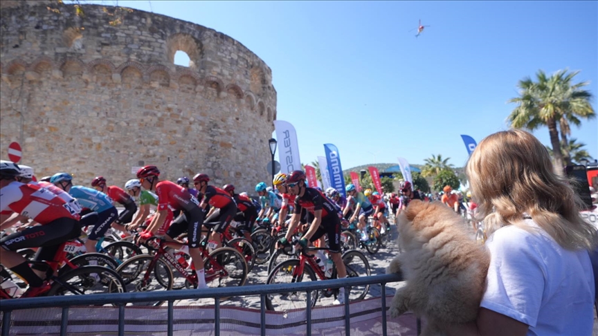 60. Cumhurbaşkanlığı Türkiye Bisiklet Turu'nun 8. etabını Hollandalı sporcu Wout Poels kazandı