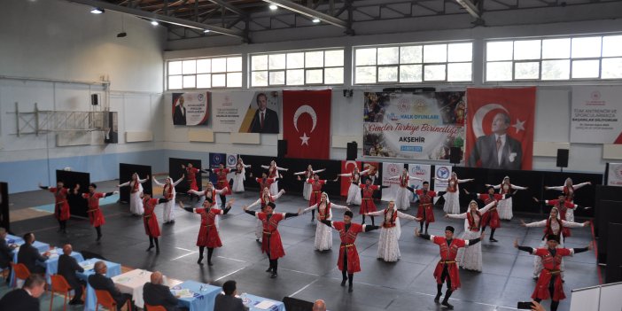 Akşehir'de "Okul Sporları Halk Oyunları Gençler Türkiye Birinciliği" yarışmaları yapıldı
