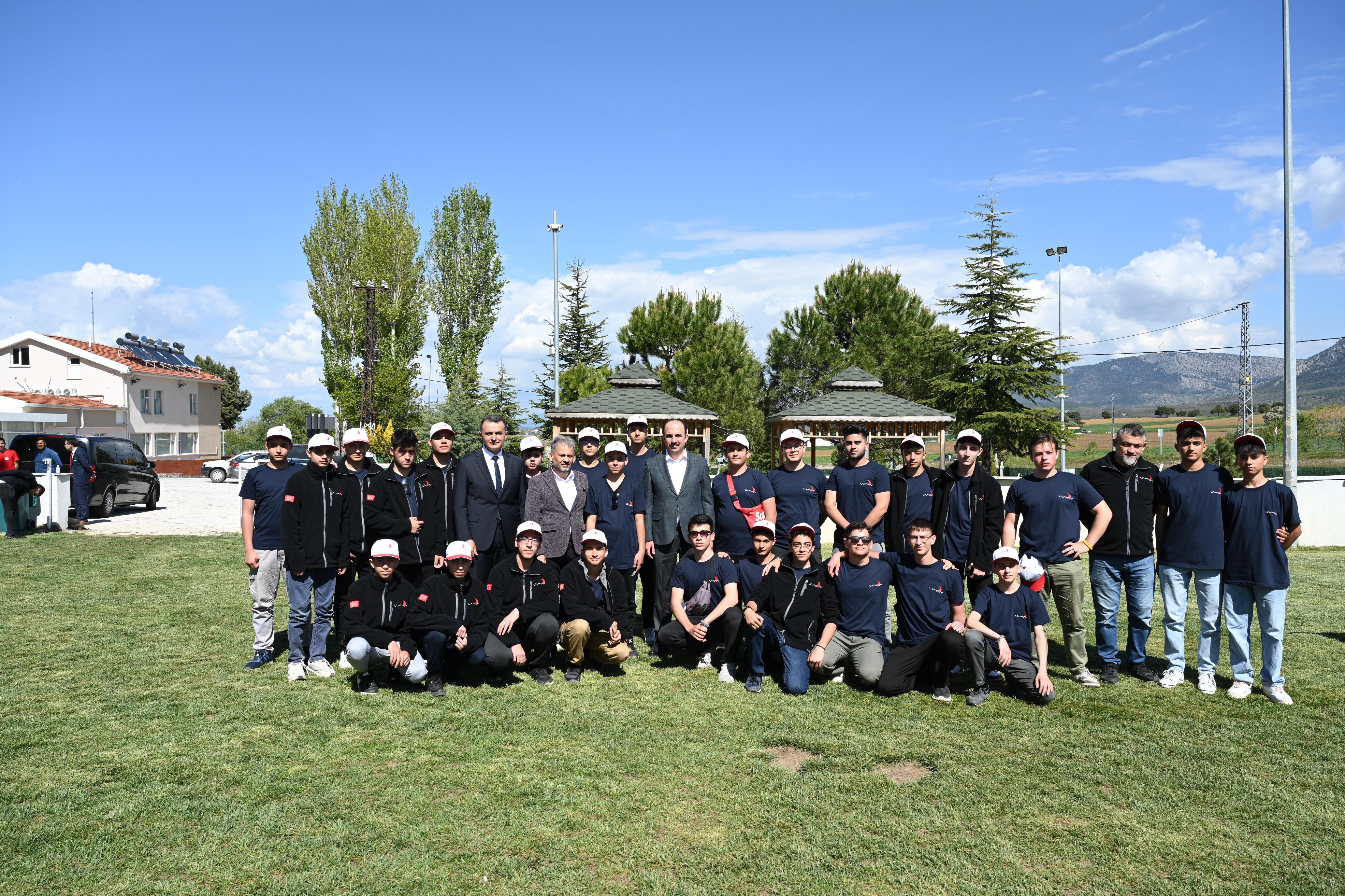 Başkan Altay Beyşehir'de LİMA öğrencileriyle buluştu