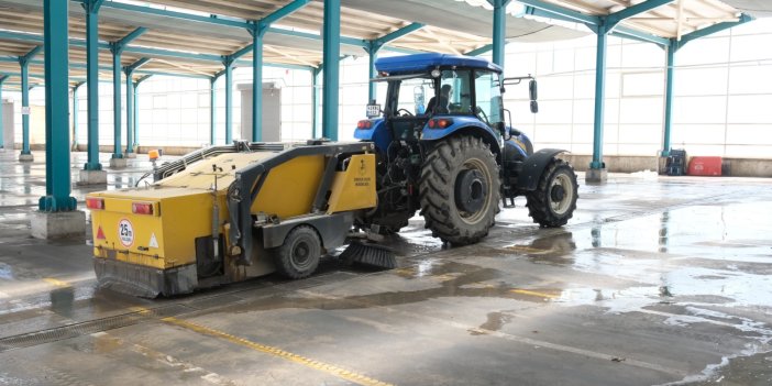 Akşehir'de pazar yerlerine bahar temizliği