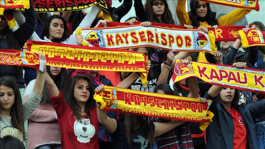 Anneler Günü'nde 1038 kadın Kayserispor-Antalyaspor maçını ücretsiz izleyecek
