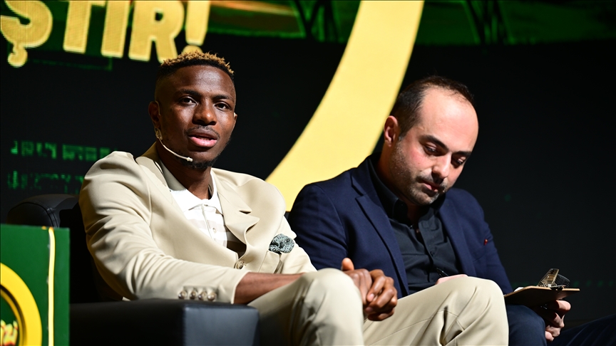 Osimhen, Türkiye'de çok mutlu