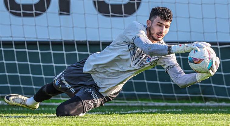 Uğurcan Çakır antrenmanda yerini aldı