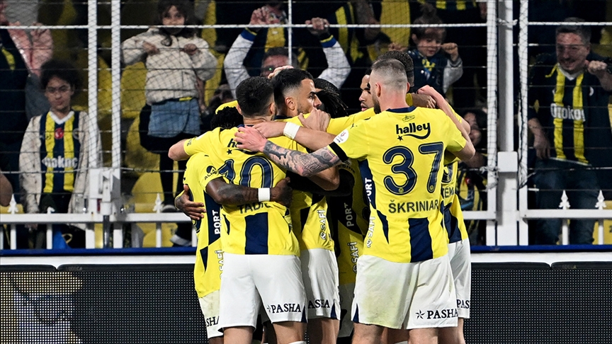 Fenerbahçe, RAMS Başakşehir'le 34. randevusuna çıkıyor