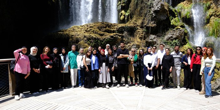 Gençlik Meclisi, üniversiteli öğrencilere farklı etkinlikler düzenliyor