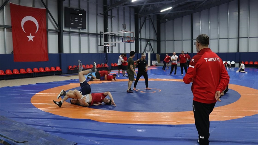 İşitme Engelliler Güreş Milli Takımı, Deaflympics'e hazırlanıyor