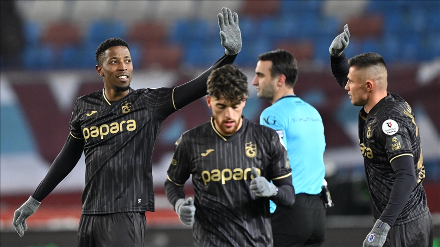 Trabzonspor gol konusunda Banza ve Zubkov'a güveniyor