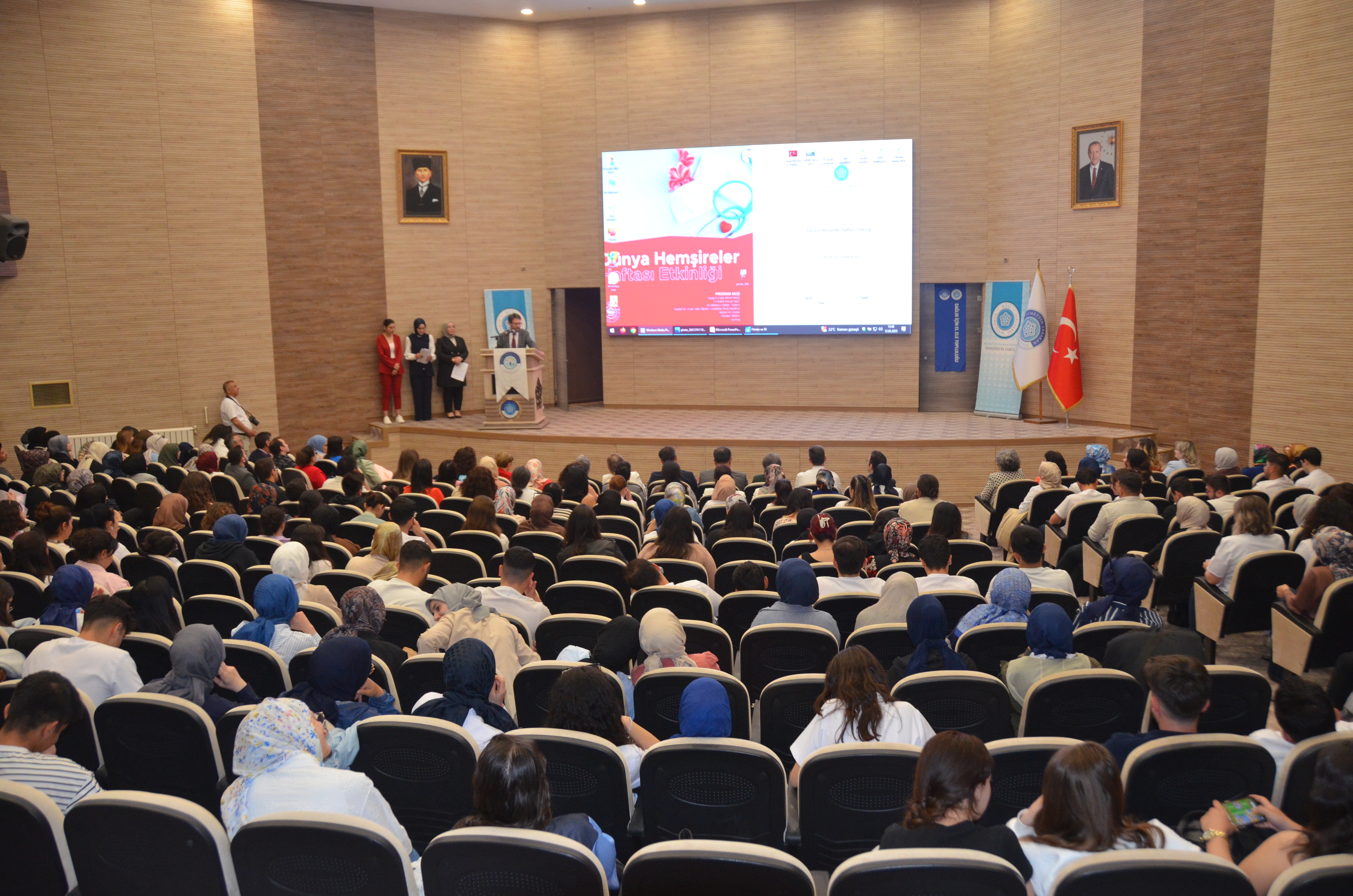 Necmettin Erbakan Üniversitesinde Hemşirelik Haftasında çifte bayram