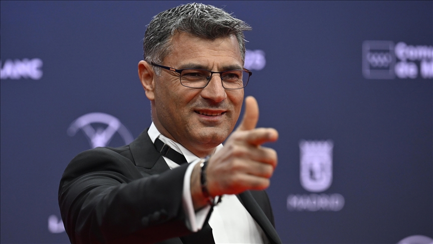 Milli atıcı Dikeç, NATO dışişleri bakanlarına Antalya'yı gezdirecek