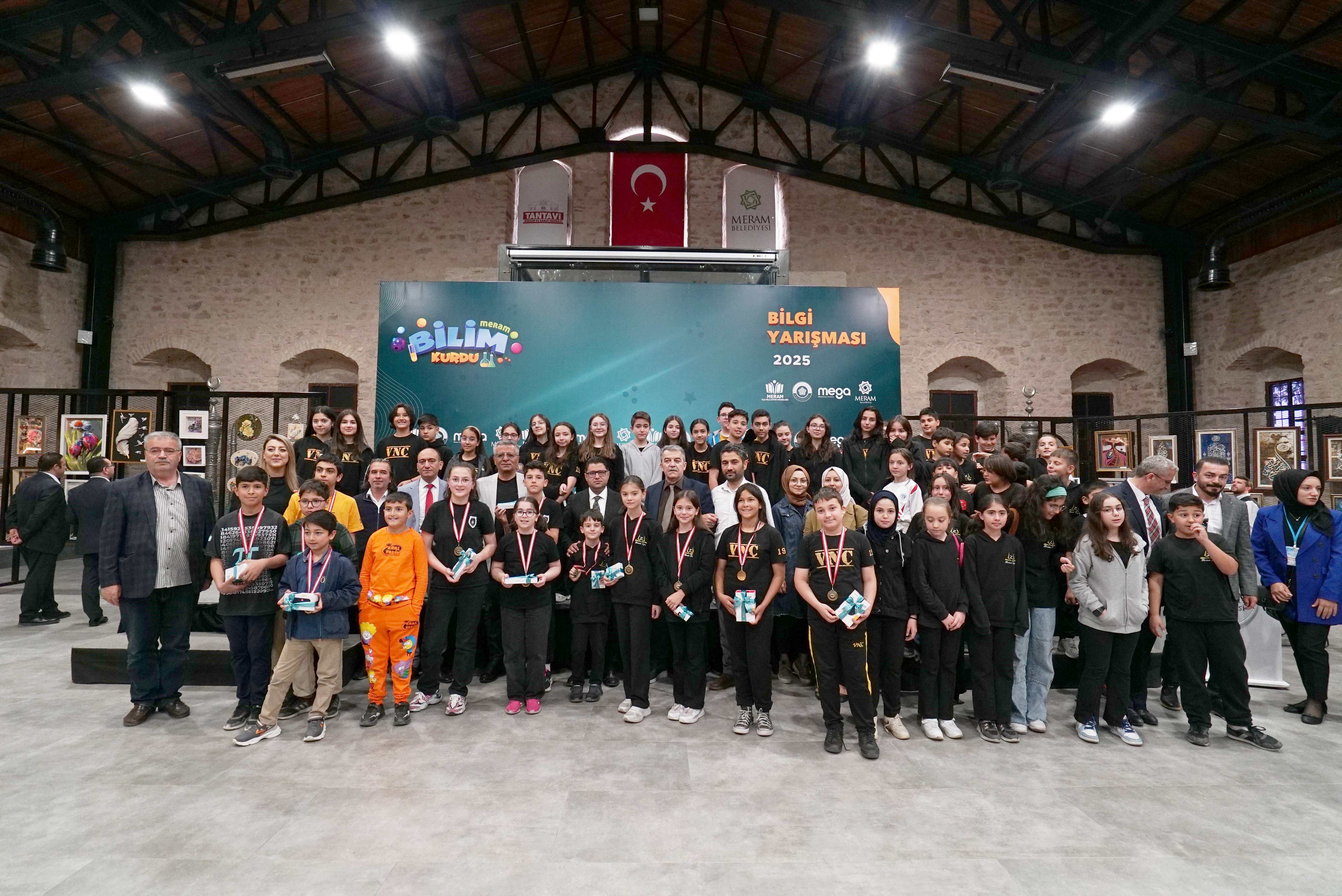 Mega Bilim Kurdu Dergisi bilgi yarışmasının finali nefes kesti