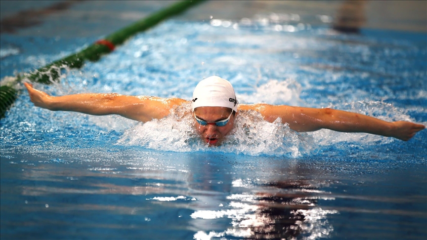 Milli yüzücü Arel, Sırbistan ve Kuzey Makedonya'da madalya için yarışacak