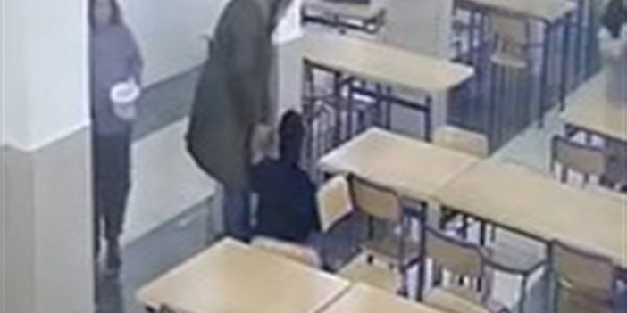 Konya'da Down sendromlu oğlunu sandalyeden düşürdüğünü idida ettiği öğretmenden şikayetçi oldu