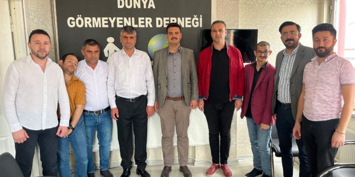 Anahtar Partisi Selçuklu İlçe Teşkilatı’ndan Dünya Görmeyenler Derneği’ne ziyaret