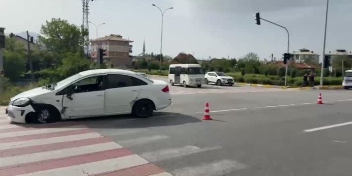 Konya'da trafik kazalarında 3 kişi yaralandı