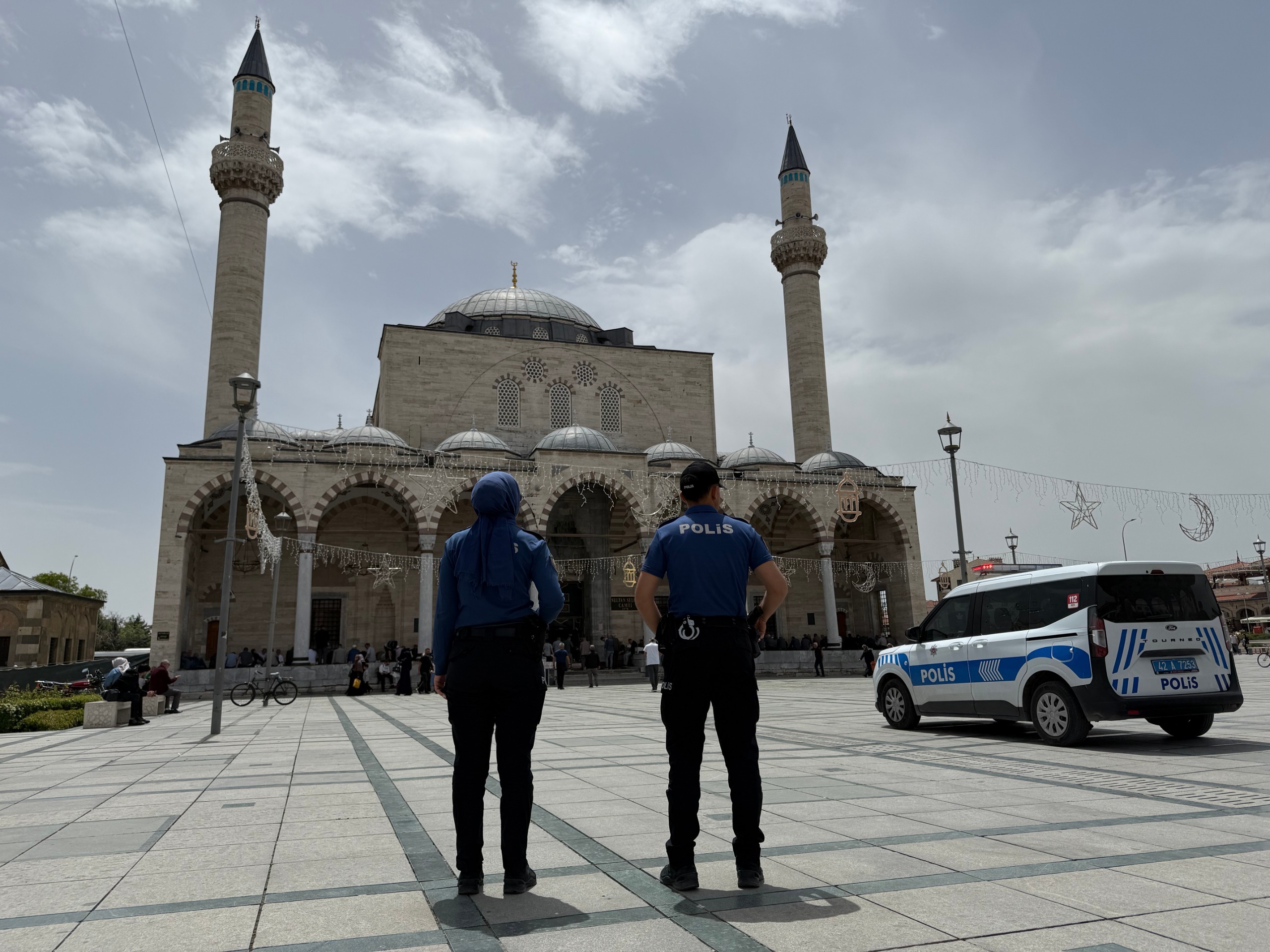 Konya'da dilencilere yönelik denetim yapıldı