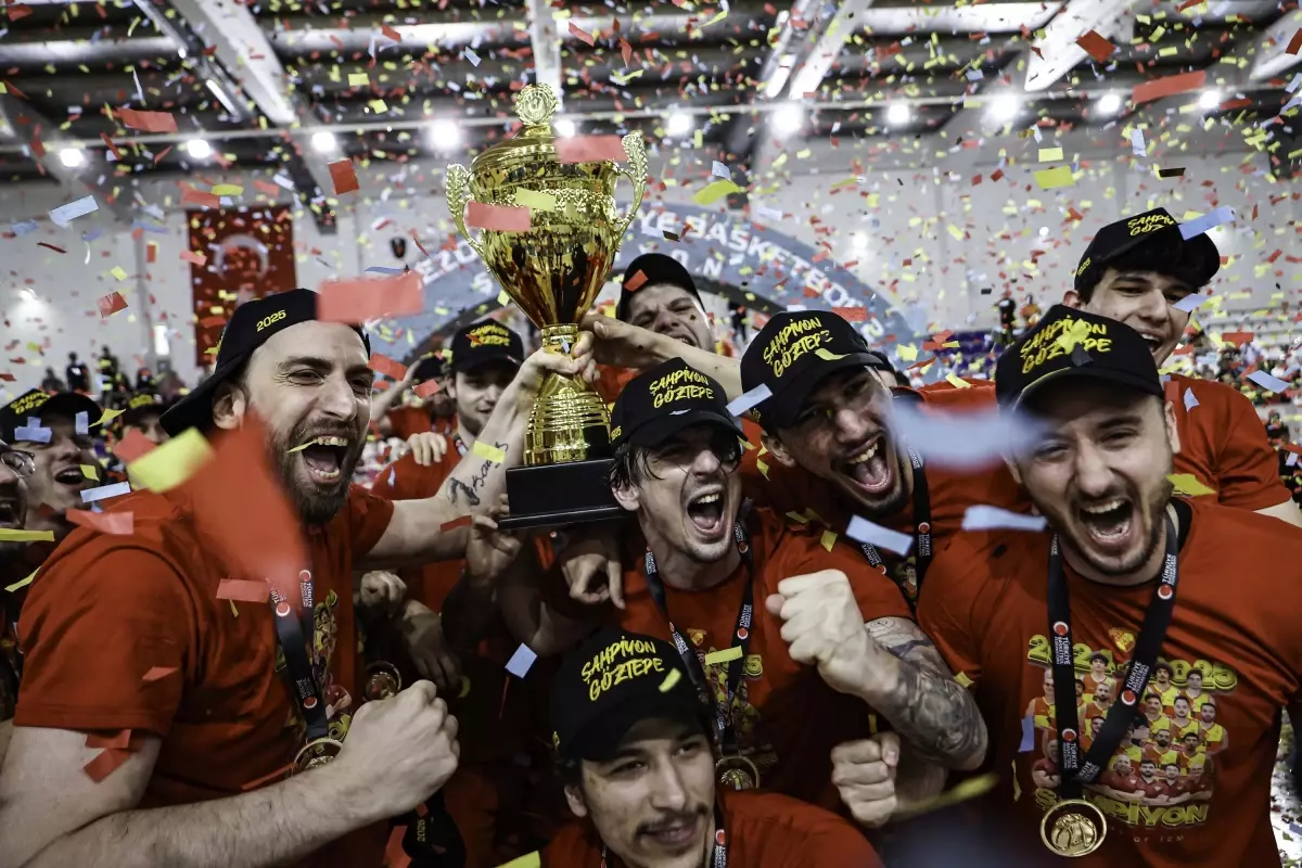 Göztepe Türkiye Basketbol Ligi'ne Yükseldi