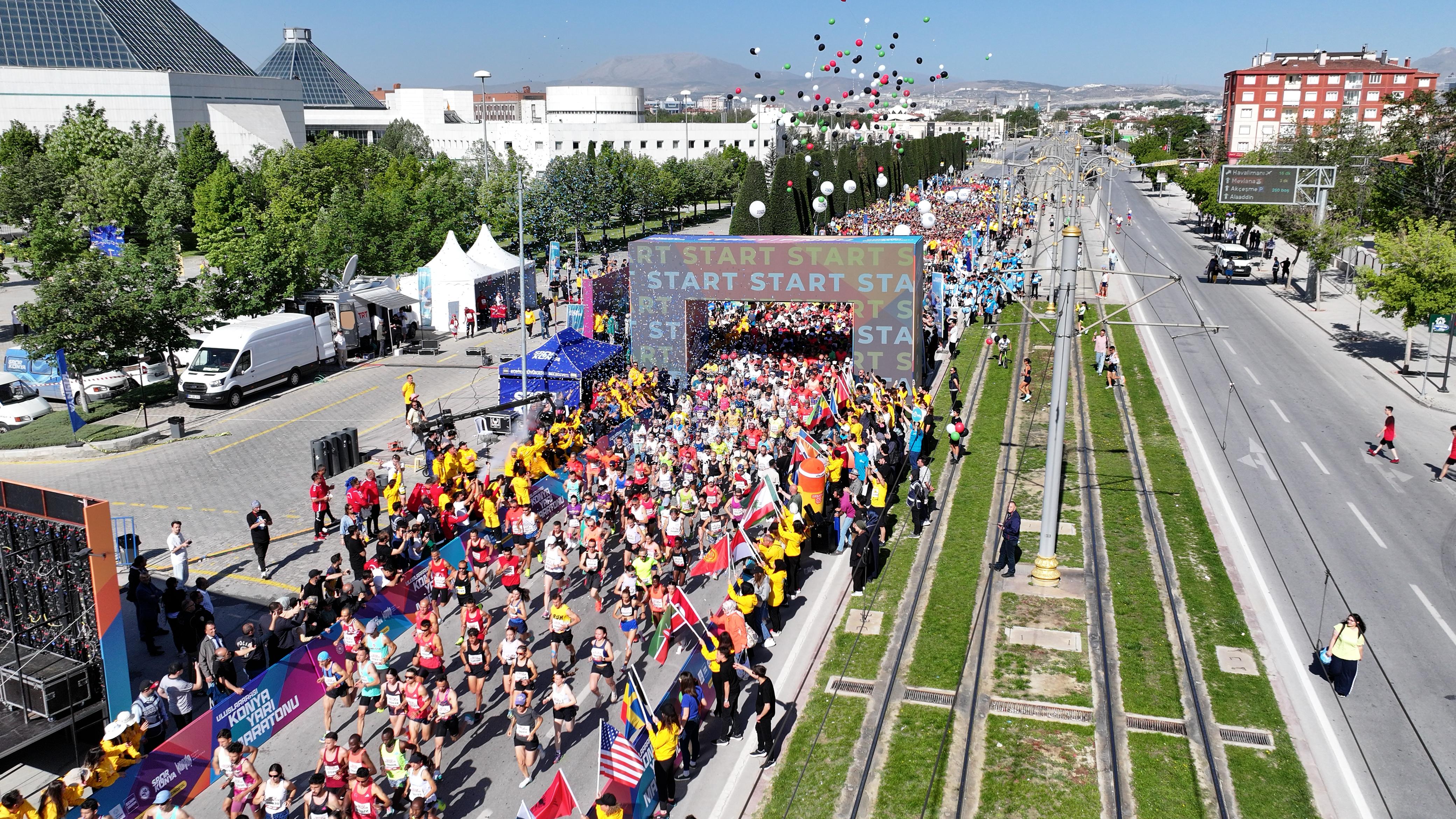 4. Uluslararası Konya Yarı Maratonu Türkiye'den ve dünyadan sporcuları buluşturdu