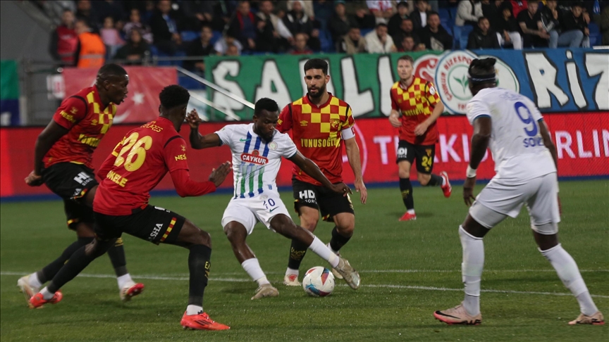 Çaykur Rizespor 3 puanla sahadan ayrıldı