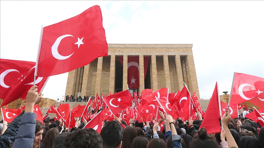 Spor camiasından 19 Mayıs kutlama mesajları