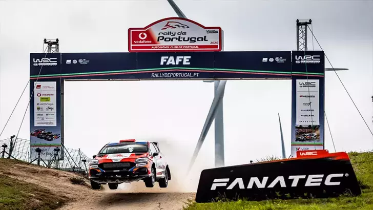 Kerem Kazaz'dan çifte podyum başarısı