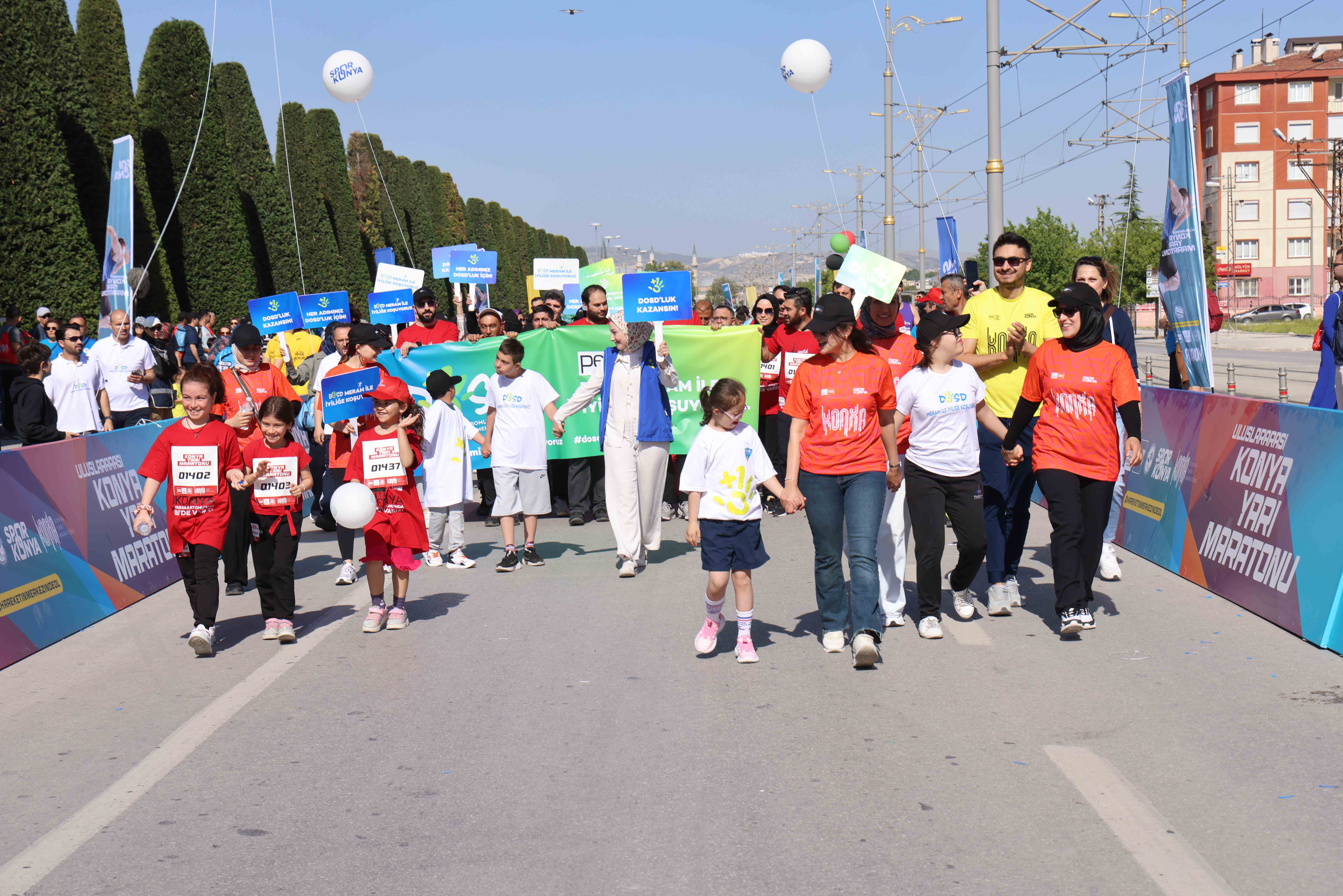 DOSD’un özel çocukları umuda, Muhammed Eren rekora koştu