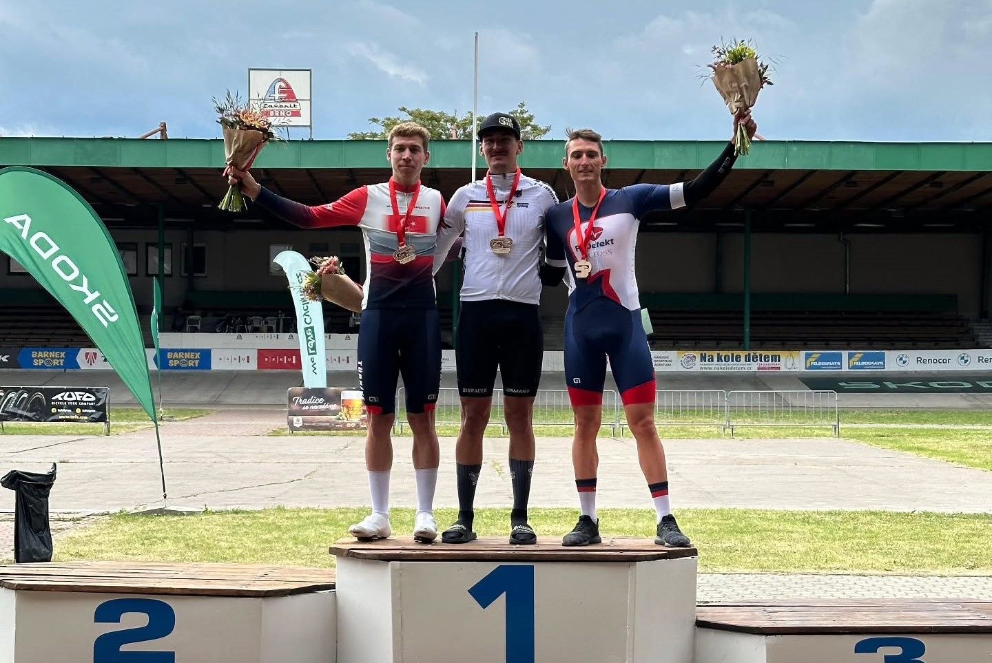UCI Pist Yarışlarında Büyükşehirli sporcular Türkiye'yi gururlandırdı