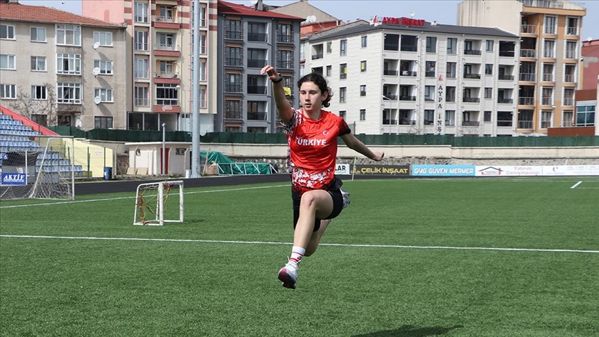 Milli atlet Eylül'ün hedefi EYOF'ta madalya kazanmak