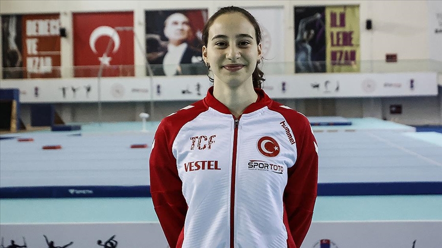 Milli cimnastikçi İrem Acımış'a özel davet