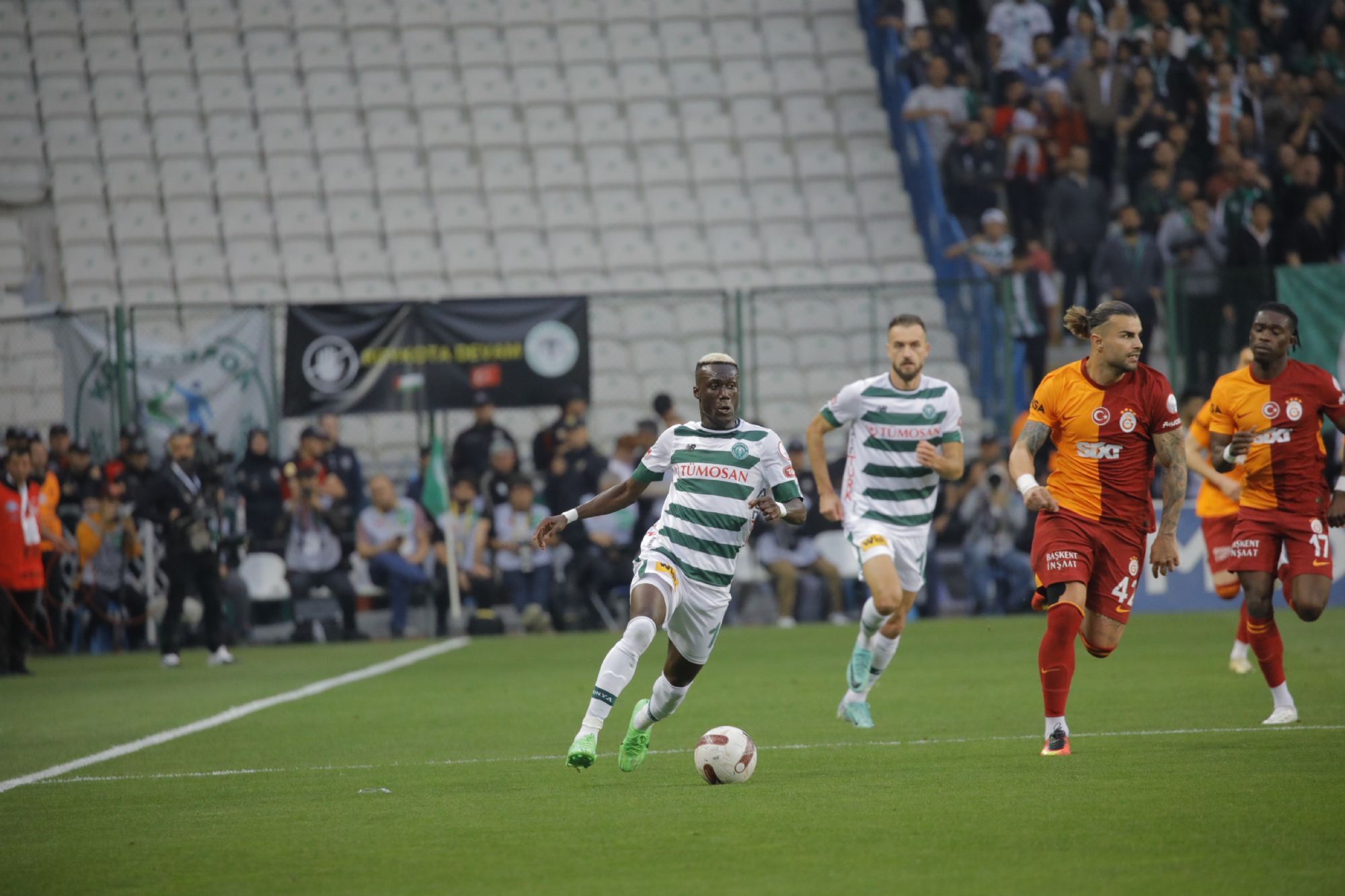 Konyaspor'a ağır ceza geliyor! 4 farklı olaydan PFDK'ya sevk edildi