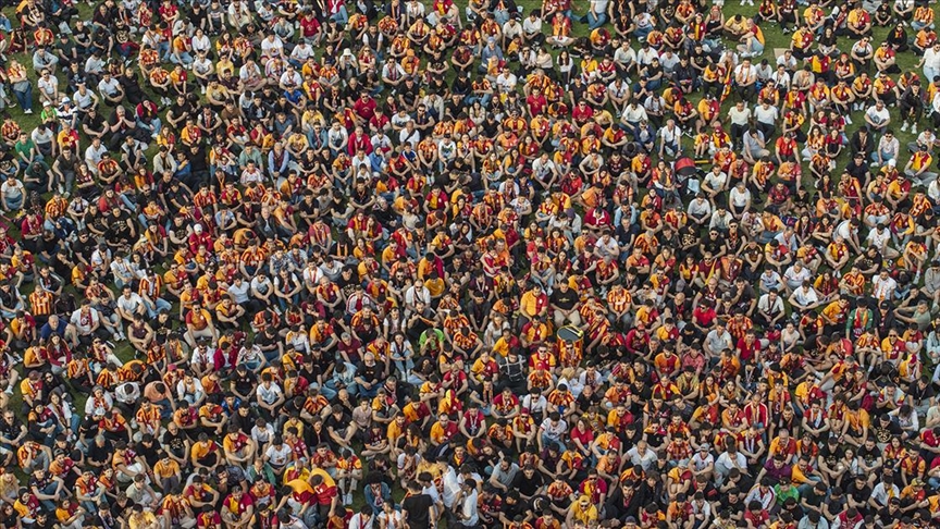 Galatasaray, 25. şampiyonluğunu kutluyor