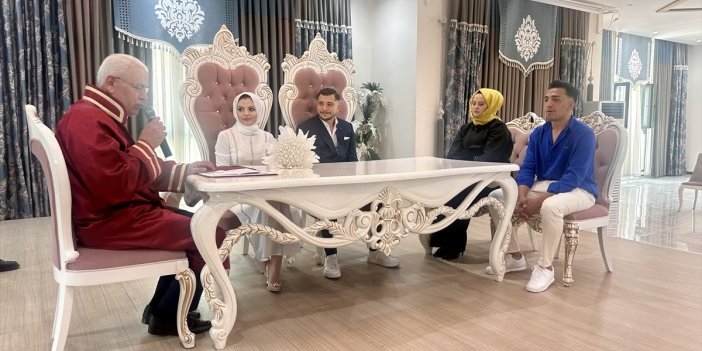 Konya'da "25.05.2025" yoğunluğu! Tam 158 çiftin nikahı kıyıldı