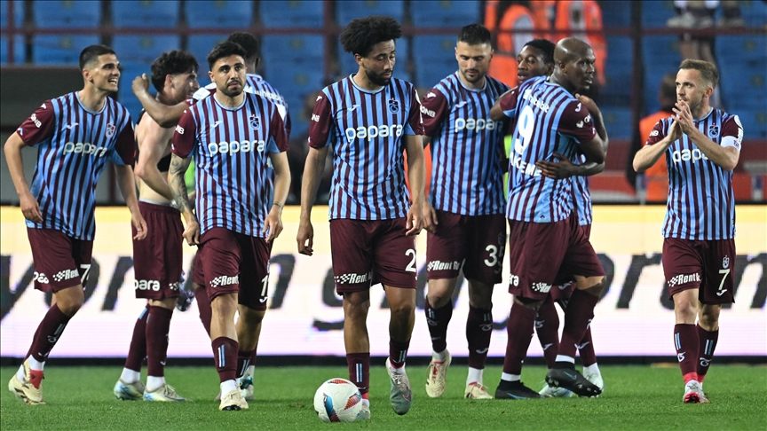 Bordo-mavililer beklentinin altında bir sezon geçirdi