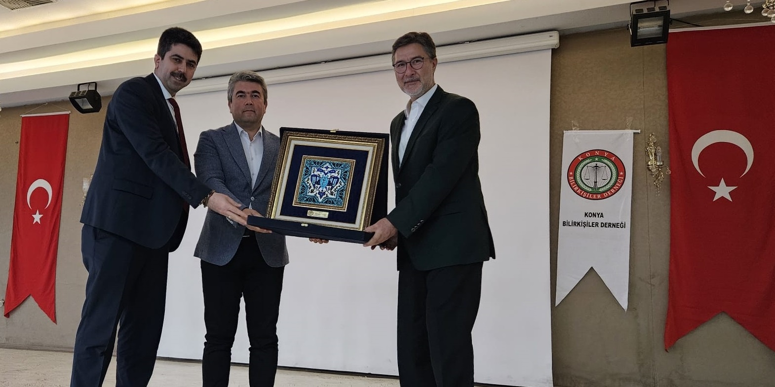 Konya Bilirkişiler Derneği eğitim semineri gerçekleştirdi