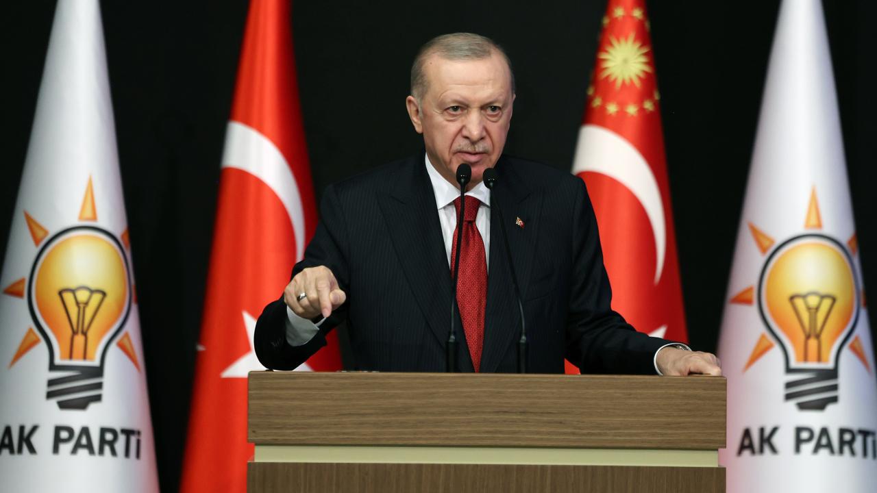 Yeni anayasa çalışmaları başladı