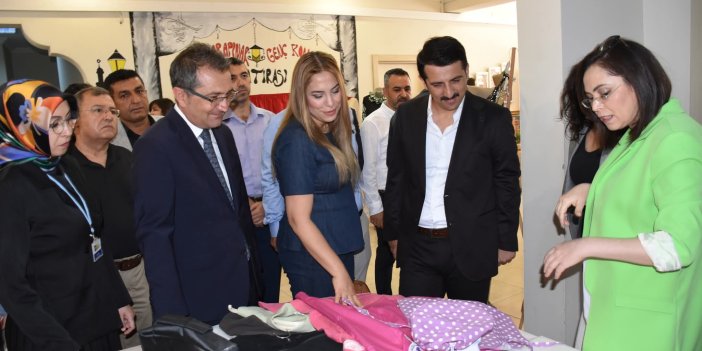 Konya'da kadınların el emeği ürünler beğeni topladı