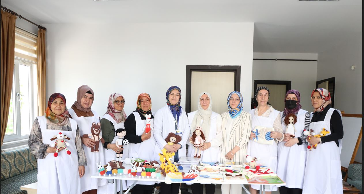 KOMEK lösemi tedavisi gören hastalara destek oluyor