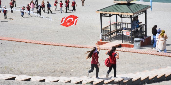 Karapınar ilçesinde uçurtma şenliği düzenlendi