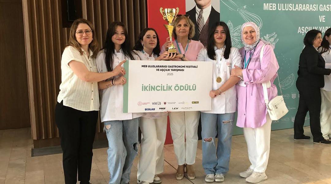 Akşehirli Öğrencilerden Uluslararası Başarı: Türkiye 2.si Oldular