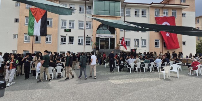 Beyşehir'de lise öğrencilerinden Gazze'ye yardım seferberliği