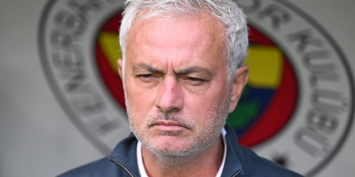 Jose Mourinho, 11'inde 1'i zorunlu 7 değişikliğe gitti