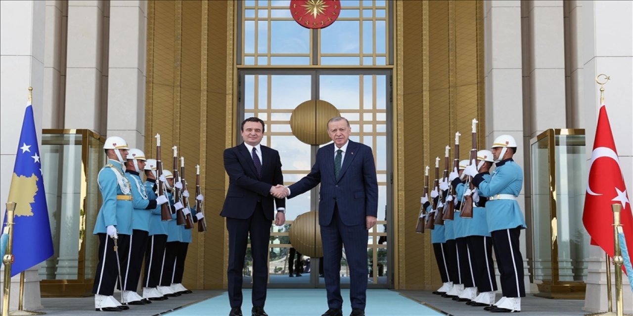 Cumhurbaşkanı Erdoğan, Kosova Başbakanı Kurti'yi kabul etti