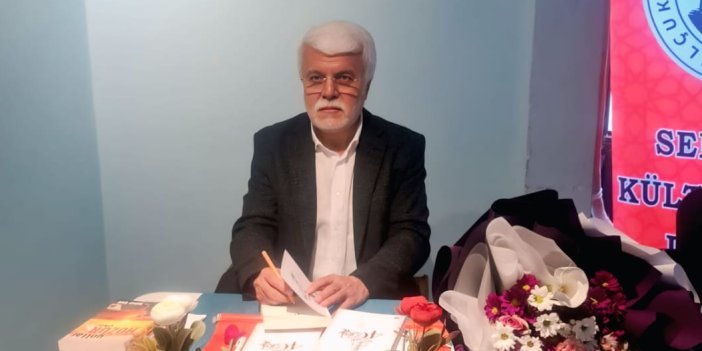 Av.Ahmet Özer okurlarıyla buluştu