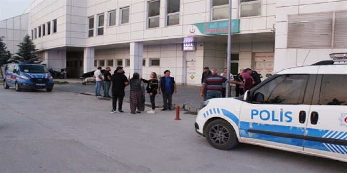 Aksaray'da tartıştığı arkadaşını, boğazına şişe saplayıp öldürdü