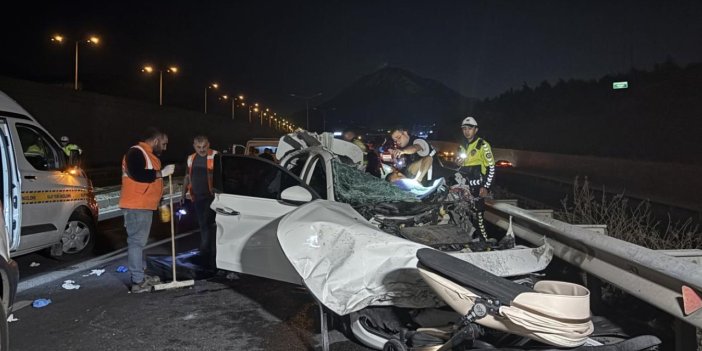 İki otomobil çarpıştı: 2 ölü, 2 yaralı