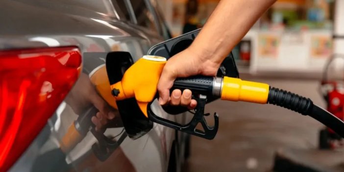 Tarih belli oldu! Benzin ve motorine tam 4 lira zam geliyor