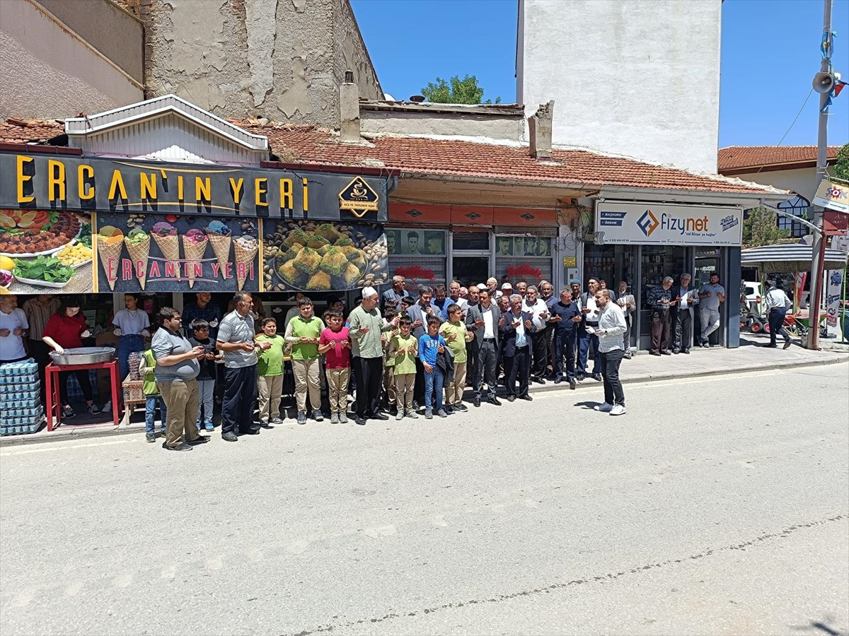 Konya'da pastane sahibinden Filistin'e yardım kampanyası