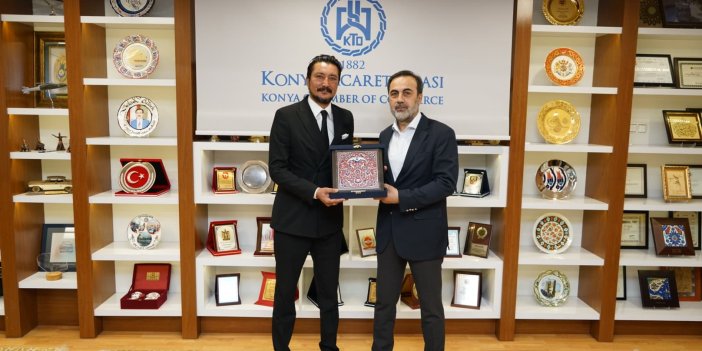 Başkan Korkmaz'dan Selçuk Öztürk'e ziyaret