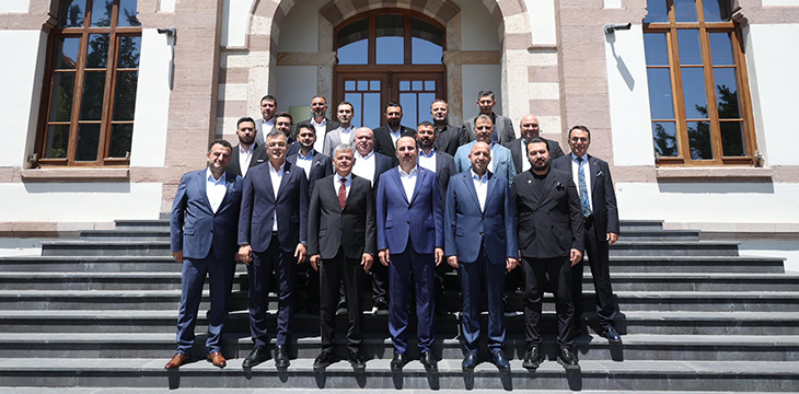 Konyaspor Yönetimi'nden Başkan Uğur İbrahim Altay'a ziyaret