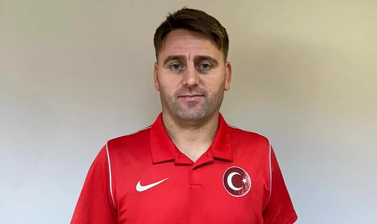 İsmail Ünal, Milli Takım antrenörlüğüne davet edildi