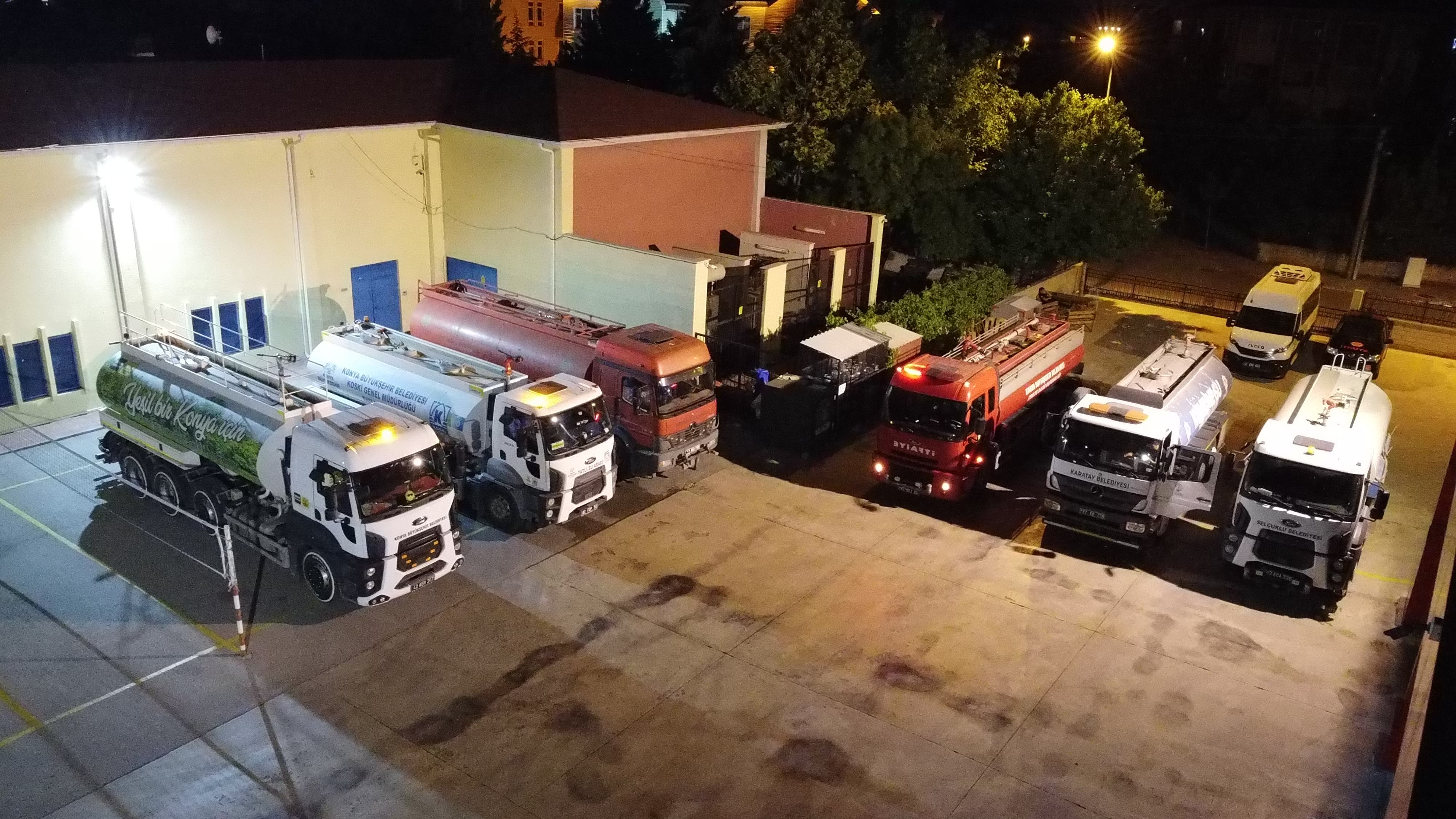 Antakya’daki yangına müdahale için Konya'dan ekip gönderildi